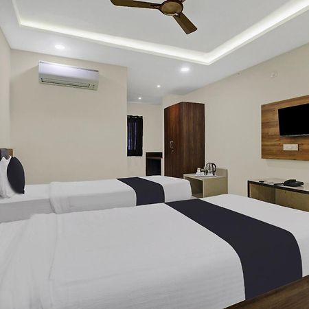 Collection O Hotel Swagath Pride Mancheral Exterior photo