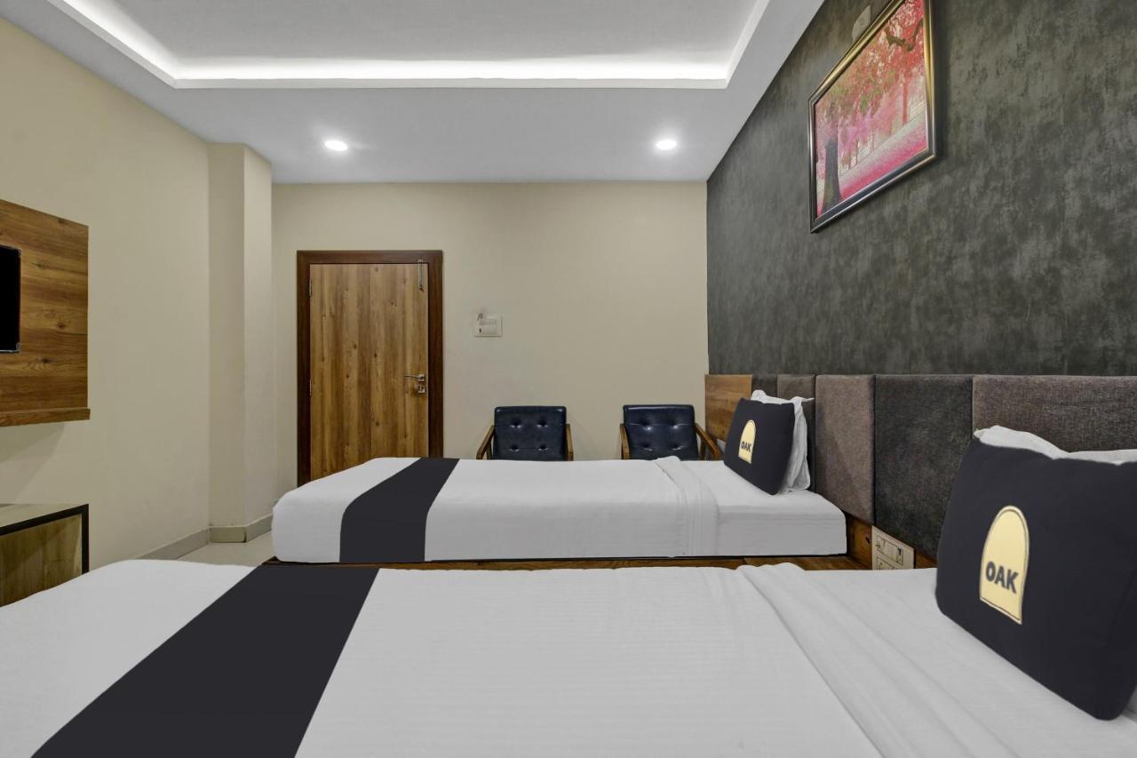 Collection O Hotel Swagath Pride Mancheral Exterior photo