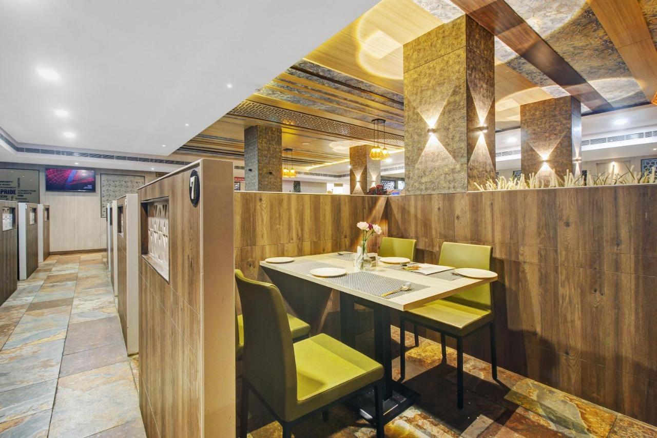 Collection O Hotel Swagath Pride Mancheral Exterior photo